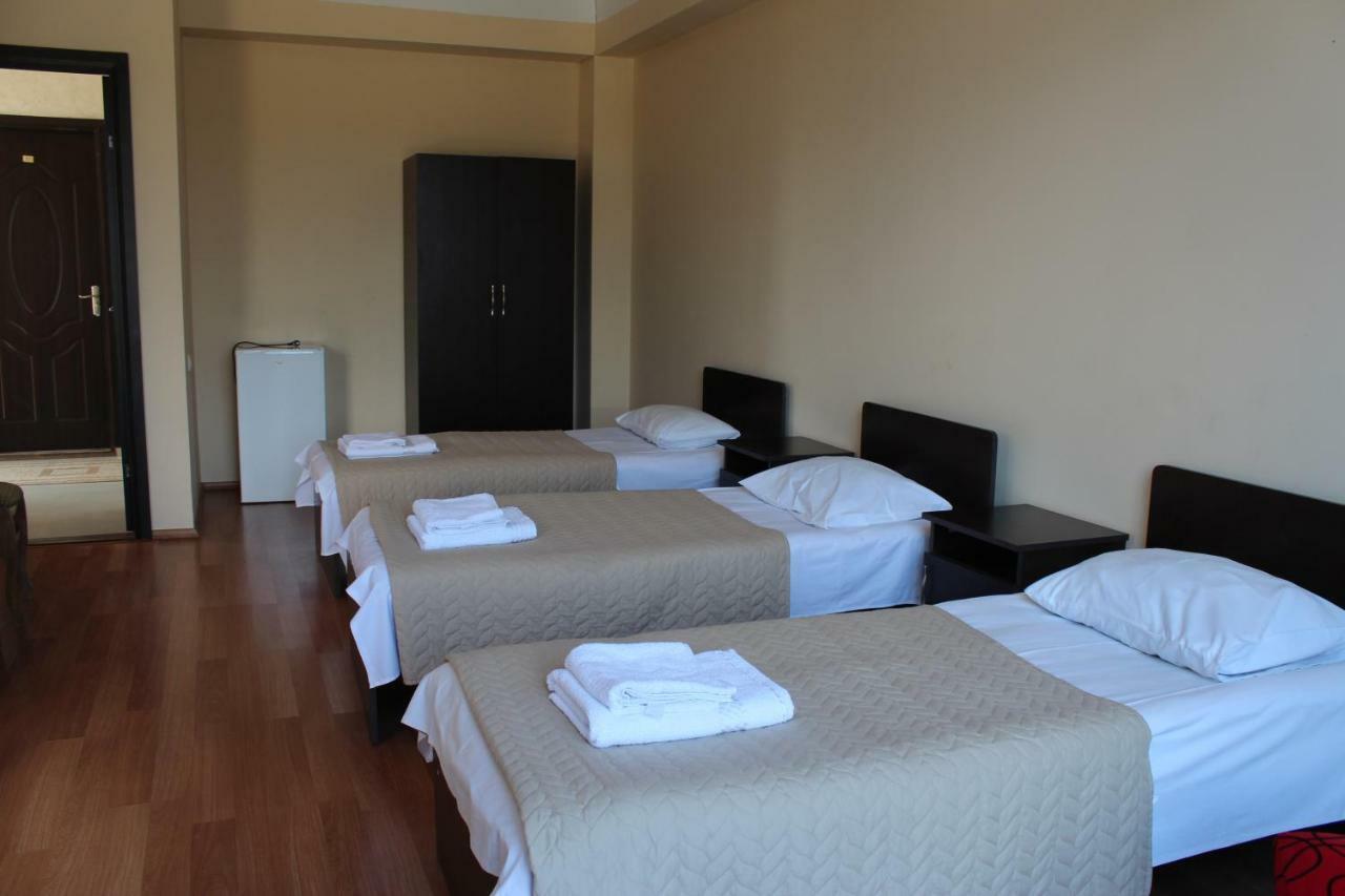 Eleganti Hotel Batumi Exterior foto