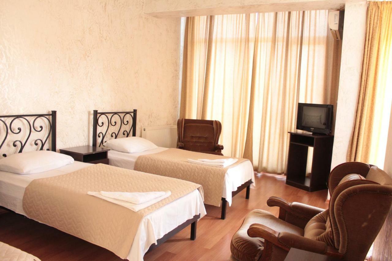 Eleganti Hotel Batumi Exterior foto